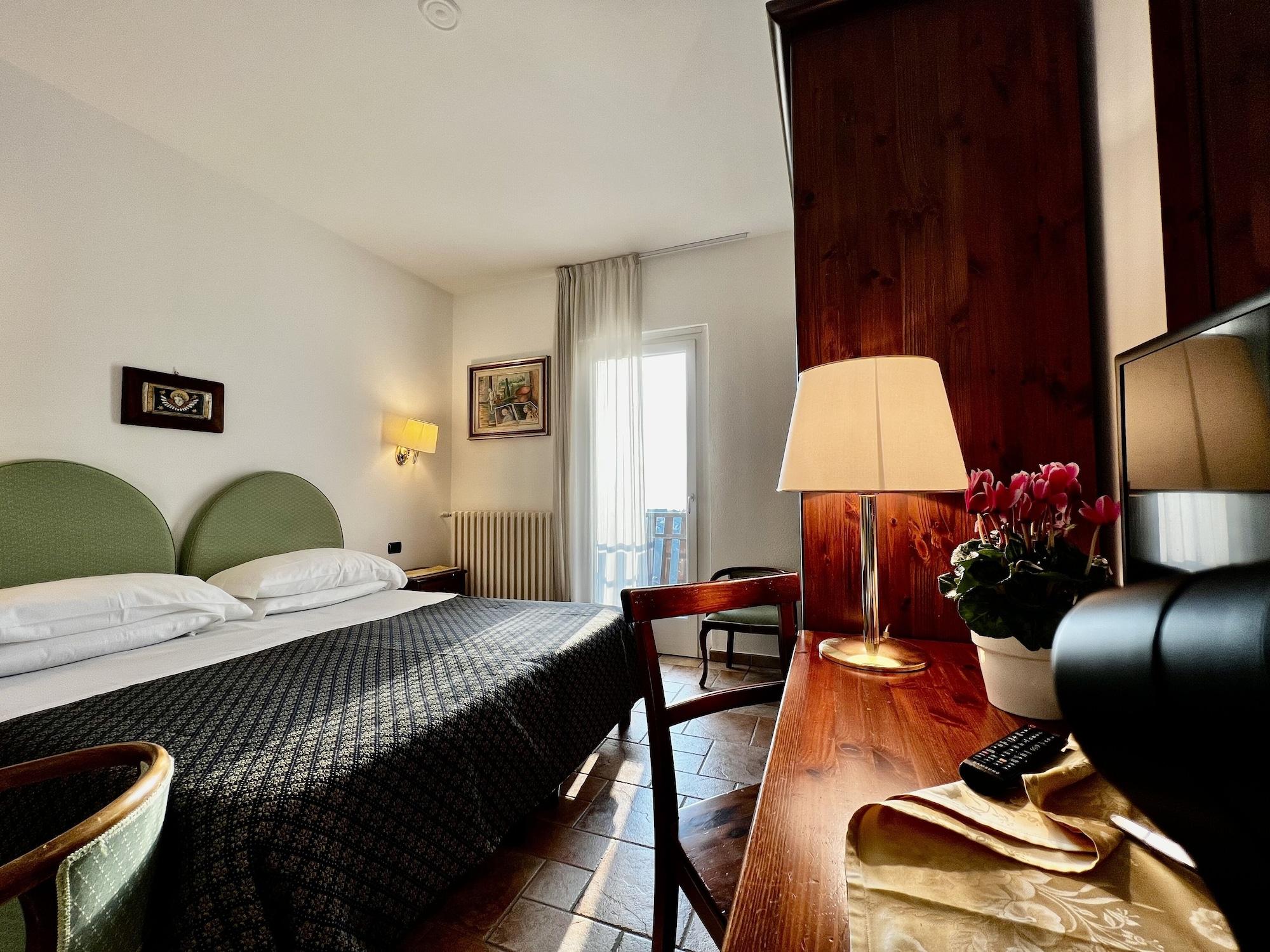 Hotel Aurora Castione della Presolana Exteriér fotografie